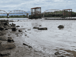 Los efectos de la minería podrían provocar daños en el río Lempa, consideraron expertos en temas medio ambientales.