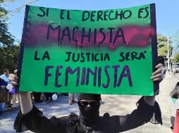 Marcha de organizaciones feministas en San Salvador. Foto: LPG/ José Cardona