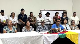 El primer encuentro de pueblos originarios se llevó a cabo en el departamento de Sonsonate, con delegaciones de los países de Guatemala, Honduras, Nicaragua, Colombia, Ecuador y Chile.  Foto: Cindy Castillo