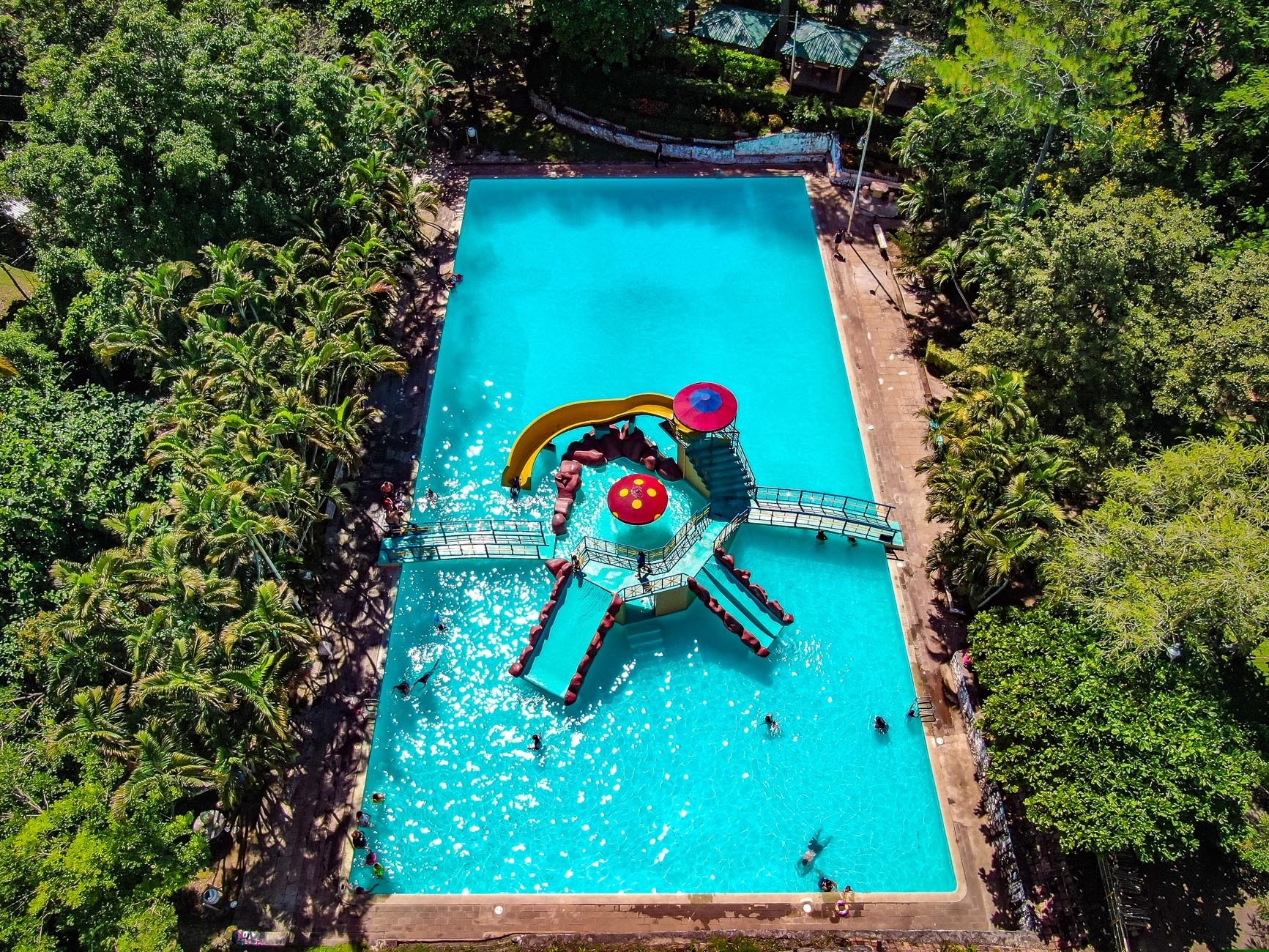 El balneario Agua Fría es un buen destino para hacer turismo en el norte de El Salvador. Foto: ISTU